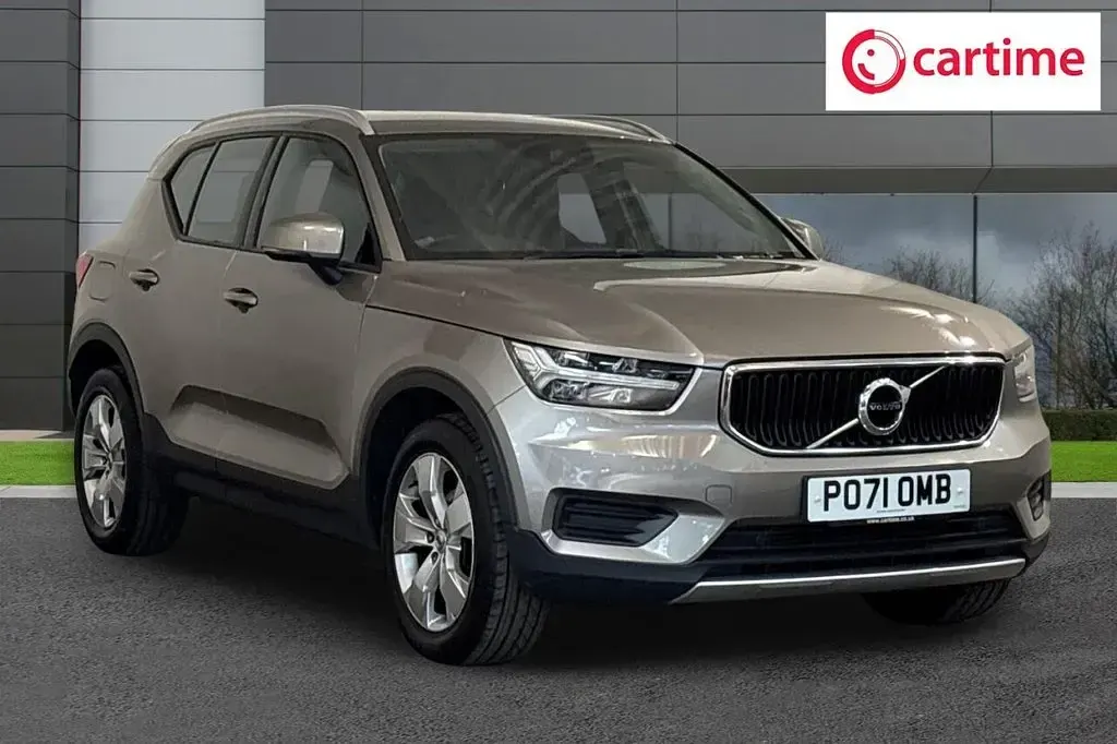 Used Volvo XC40 Momentum 163 HP (119 kW) 2021 SUV