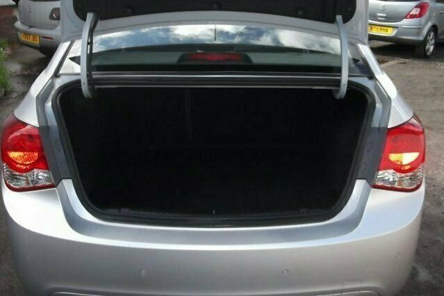 Used Chevrolet Cruze 2010 Sedan