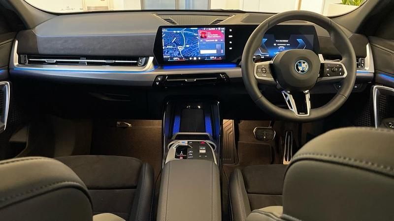 Used BMW iX2 M Sport 227 kW (309 HP) 2025 Blue SUV