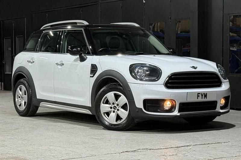 White Used 2018 Mini Cooper D Countryman SUV | £9,195 (Fair price) - Image 1/1