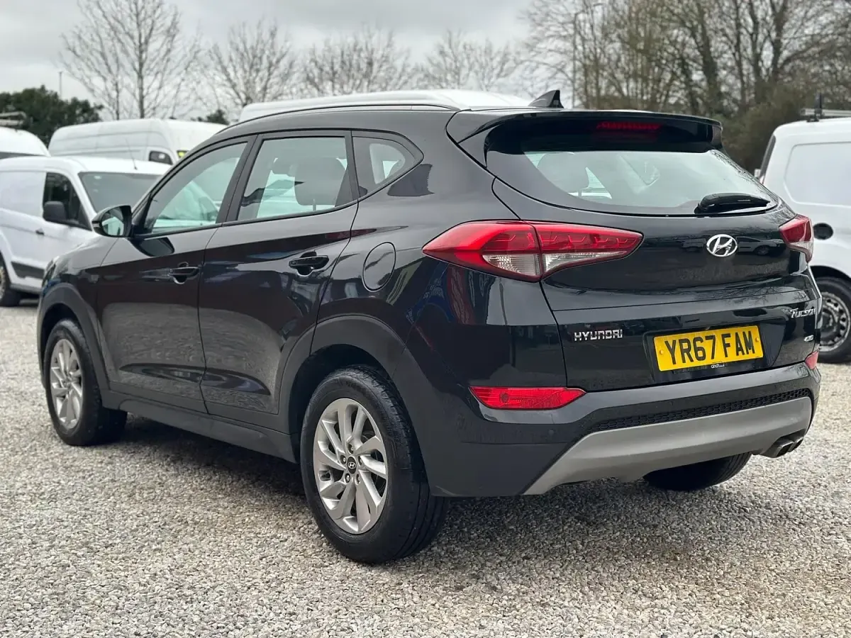 Used Hyundai Tucson SE 136 HP (100 kW) 2017 Black SUV
