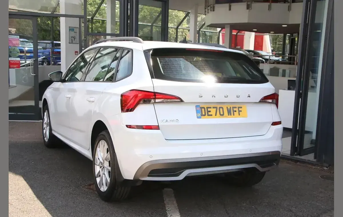 Used Skoda Kamiq SE 147 HP (108 kW) 2020 White SUV