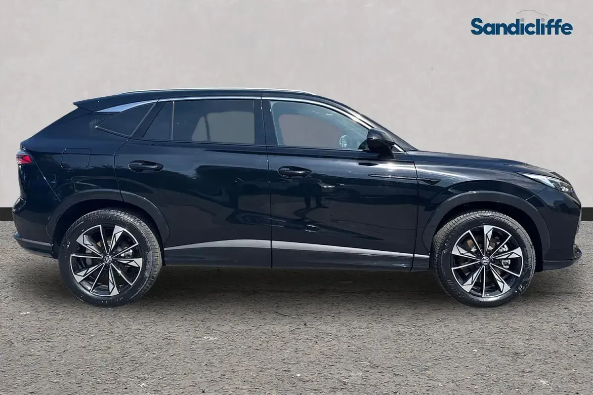 New MG HS Trophy 224 HP (164 kW) 2025 Metallic  black pearl SUV