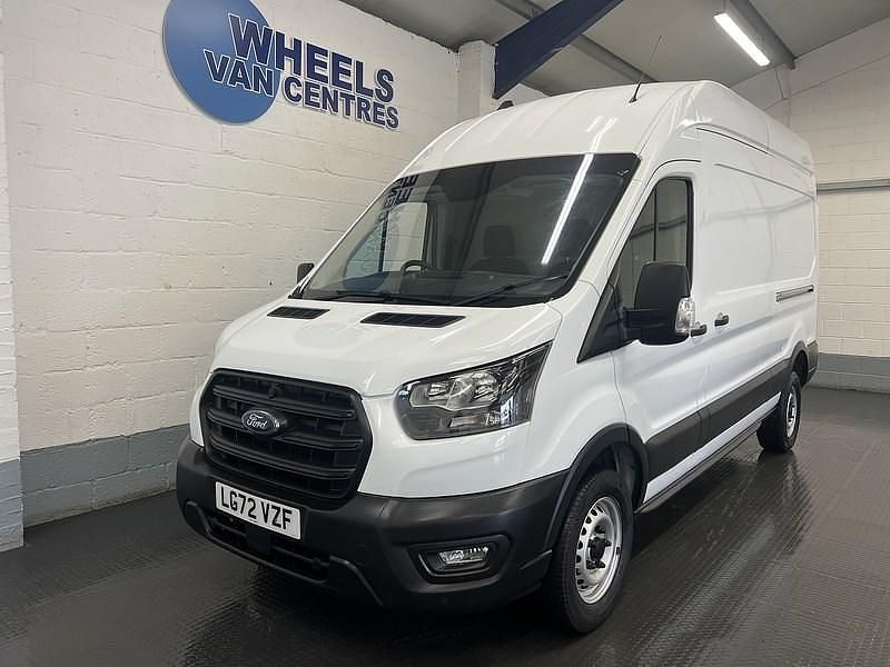 Usado Ford Transit S 130 HP (95 kW) 2022 Branco Van