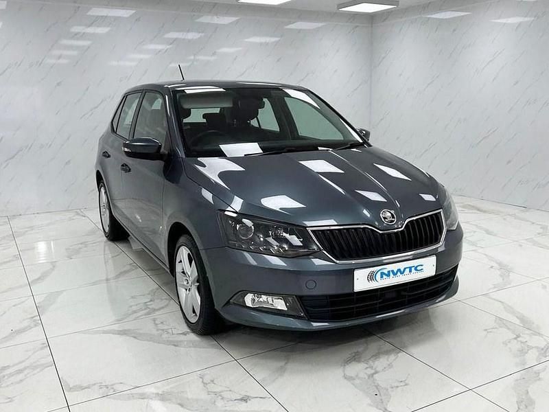 Used Skoda Fabia SE L 75 HP (55 kW) 2018 Grey Hatchback