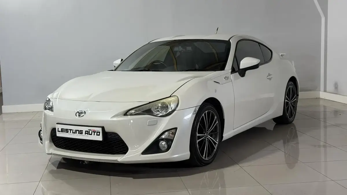 Used Toyota GT86 GT 197 HP (144 kW) 2012 White Coupe