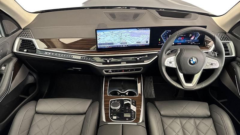 New BMW X7 Comfort Edition 347 HP (255 kW) 2025 Grey SUV