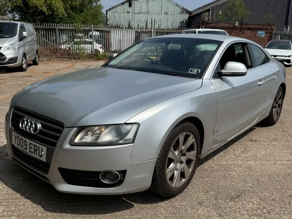 Used Audi A5 180 HP (132 kW) 2009 Silver Coupe