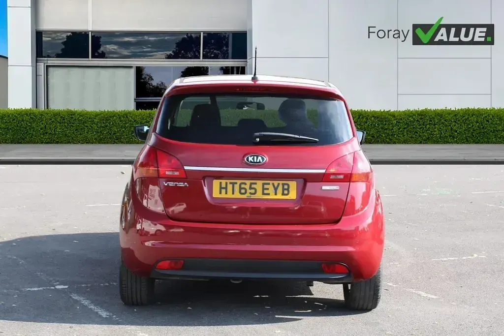 Used Kia Venga 125 HP (91 kW) 2016 Infra red Hatchback