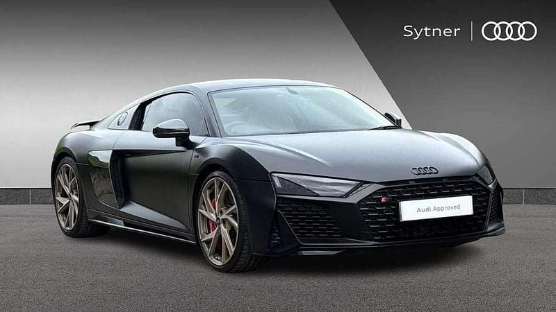 Black Used 2023 Audi RS6 Design Estate | £130,000 - Image 1/4