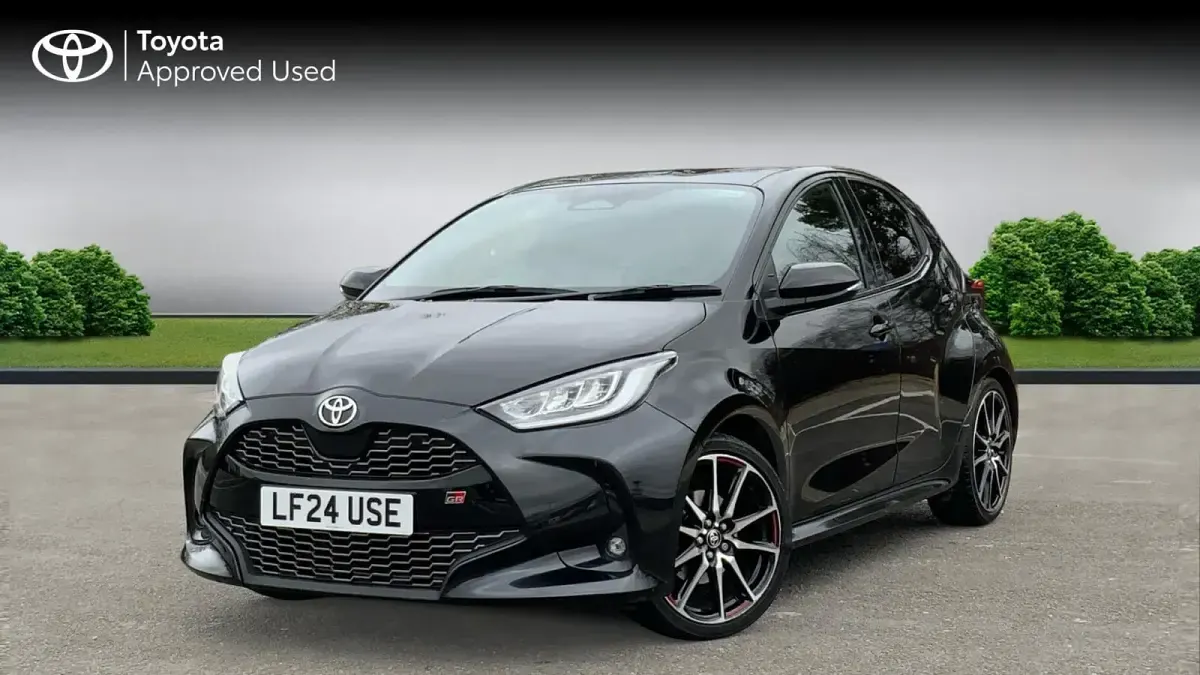 Used Toyota Yaris Sport 130 HP (95 kW) 2024 Eclipse black Hatchback