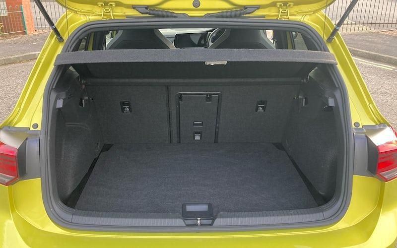 Usado VW Golf VIII R-line 150 CV (110 kW) 2023 Utilitario