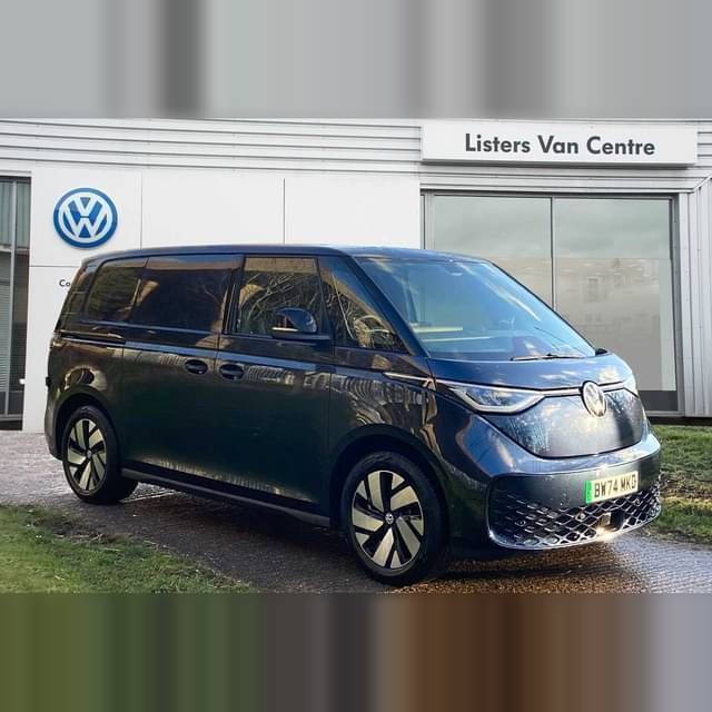 Blue New 2025 VW ID. Buzz Van | £32,499 (Fair price) - Image 1/4