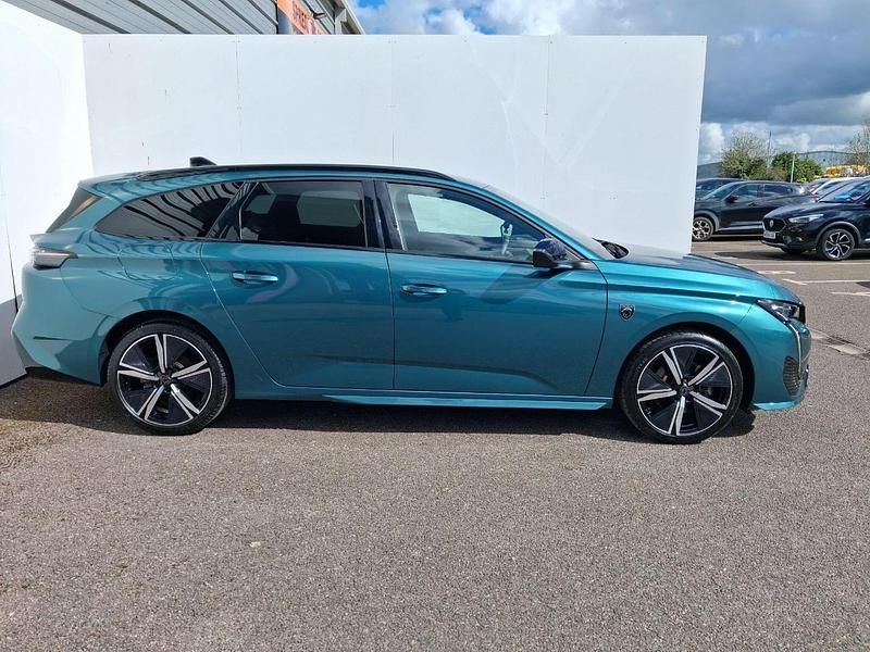 Used Peugeot 308 SW GT 134 HP (98 kW) 2025 Blue Estate