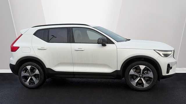 Used Volvo XC40 Plus 161 HP (118 kW) 2026 SUV