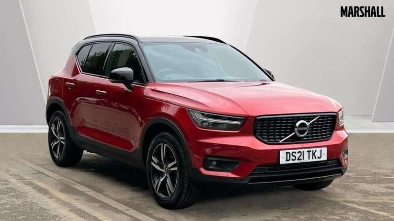 Red Used 2021 Volvo XC40 R-Design SUV | £20,139 (Fair price) - Image 1/4