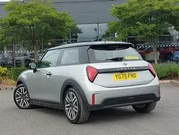 Used Mini Cooper Classic 114 kW (156 HP) 2025 Silver Hatchback