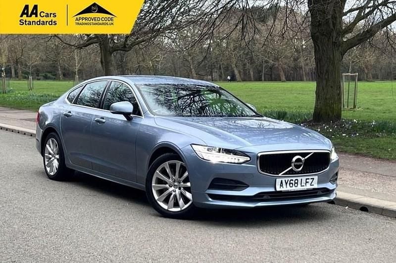 Used Volvo S90 Momentum 190 HP (139 kW) 2018 Blue Sedan