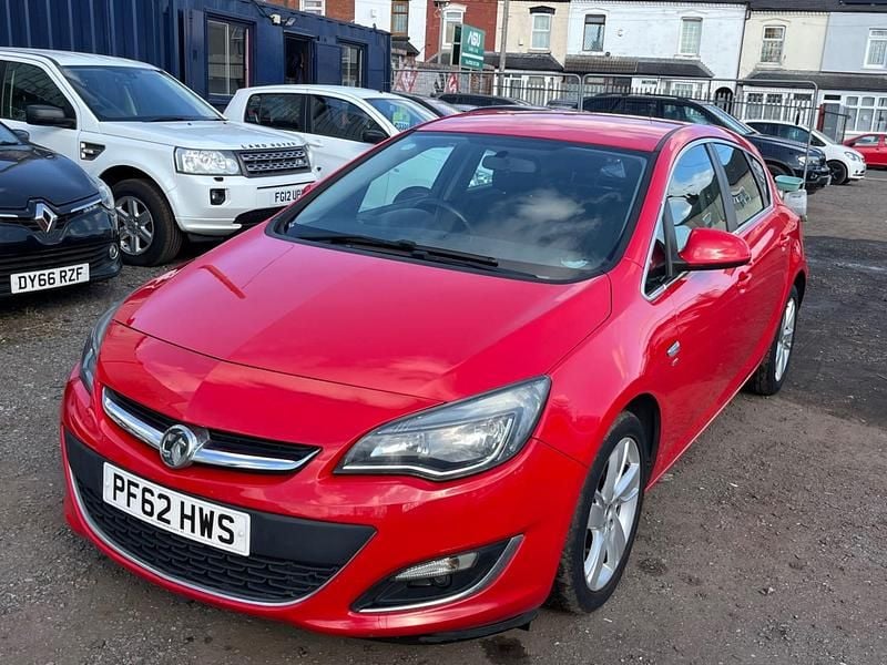Used Vauxhall Astra SRi 2013 Red Hatchback