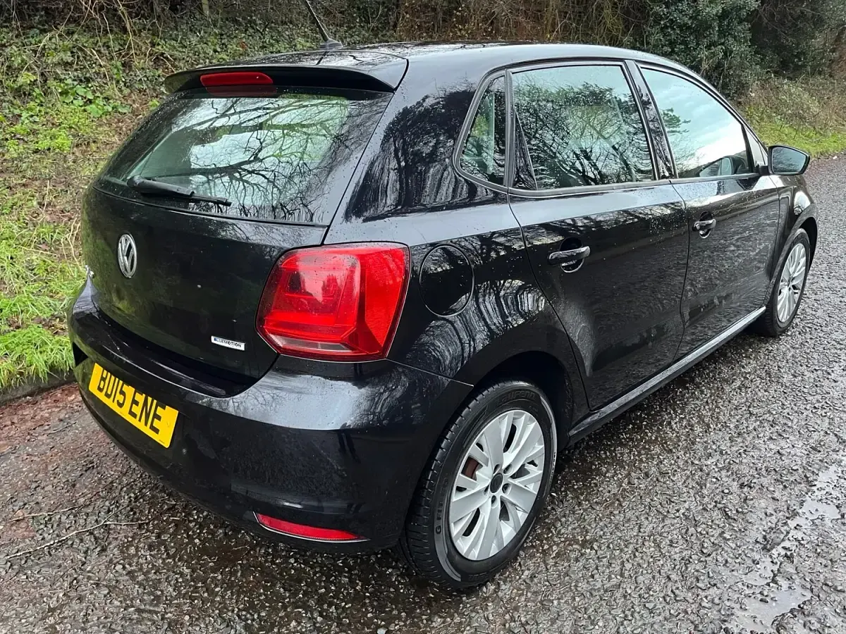 Used VW Polo SE 75 HP (55 kW) 2015 Black Hatchback
