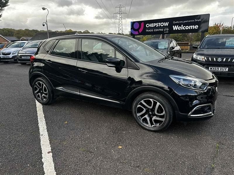 Black Used 2013 Renault Captur Dynamique SUV | £4,299 (Fair price) - Image 1/4