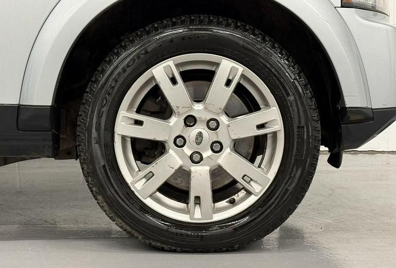 Used Land Rover Discovery 4 245 HP (180 kW) 2010 Silver SUV