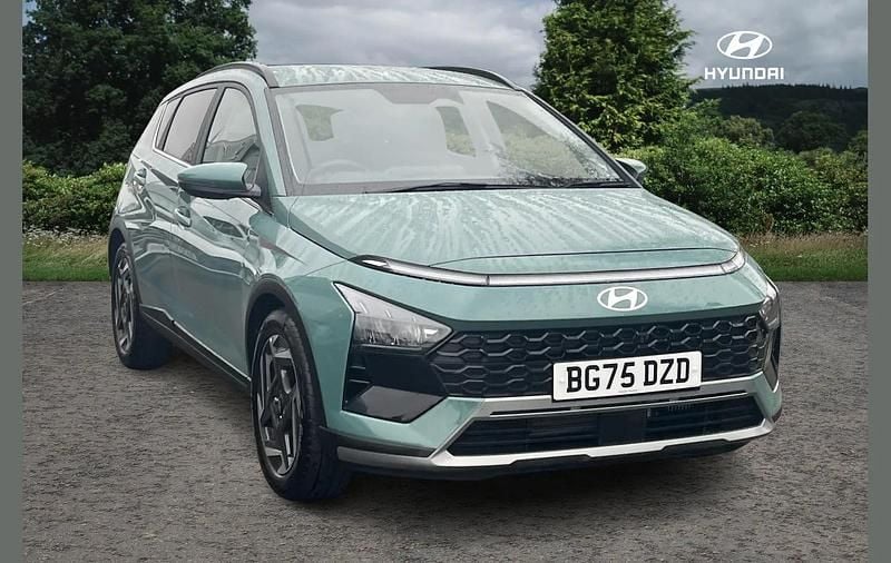 Green New 2025 Hyundai Bayon Premium SUV | £19,395 (Fair price) - Image 1/4