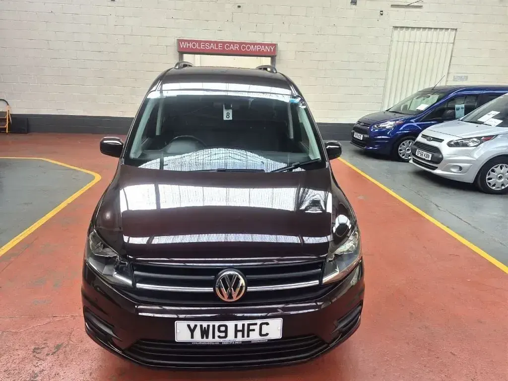 Usado VW Caddy Maxi Life 2019 Roxo Monovolume