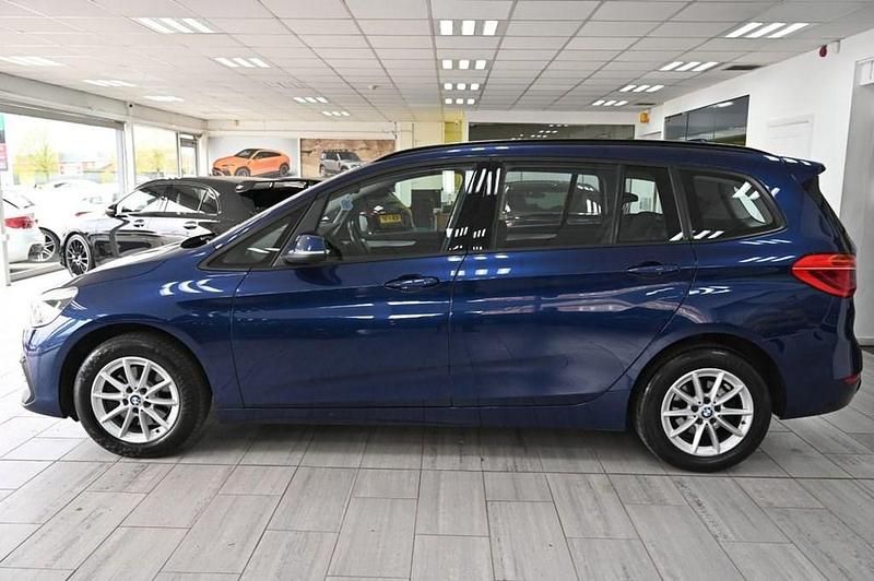 Used BMW 218 Comfort Edition 140 HP (102 kW) 2018 Blue Estate