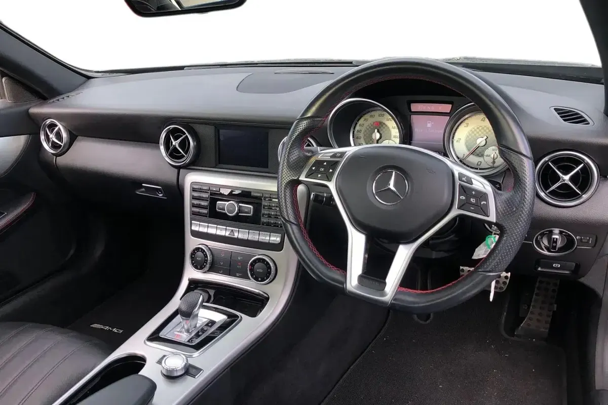Used Mercedes SLK250 AMG 204 HP (150 kW) 2015 Black Cabriolet