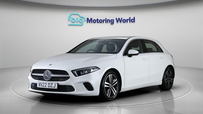 Used Mercedes A180 136 HP (100 kW) 2021 White Hatchback