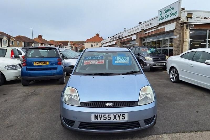 Used Ford Fiesta Style 74 HP (54 kW) 2005 Blue Hatchback
