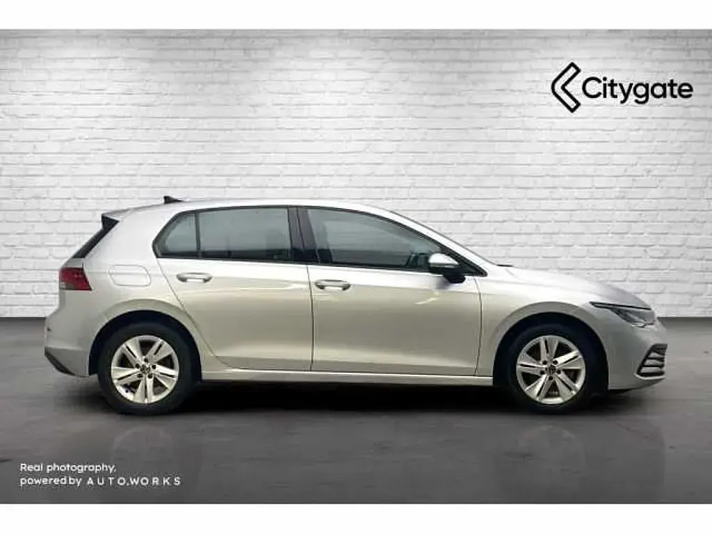 Used VW Golf VII 150 HP (110 kW) 2021 Hatchback