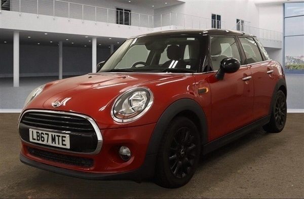 Red Used 2018 Mini Cooper Hatch Hatchback | £7,300 (Good price) - Image 1/1