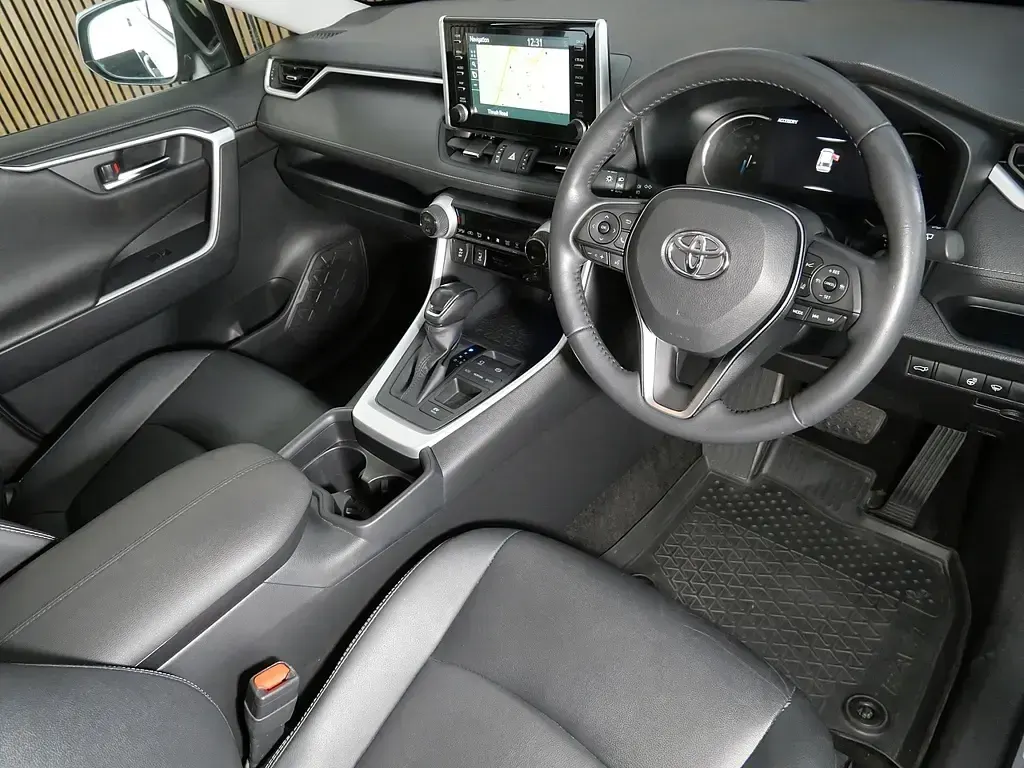 Used Toyota RAV4 Hybrid 2021 Green SUV