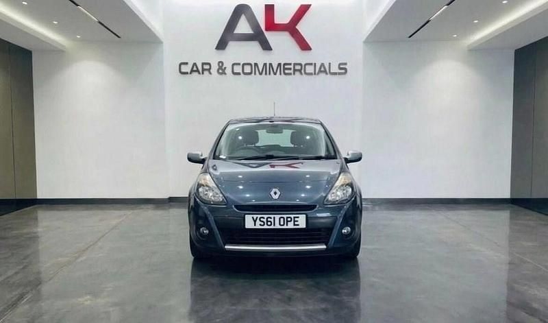 Used Renault Clio IV Dynamique 75 HP (55 kW) 2012 Blue Hatchback