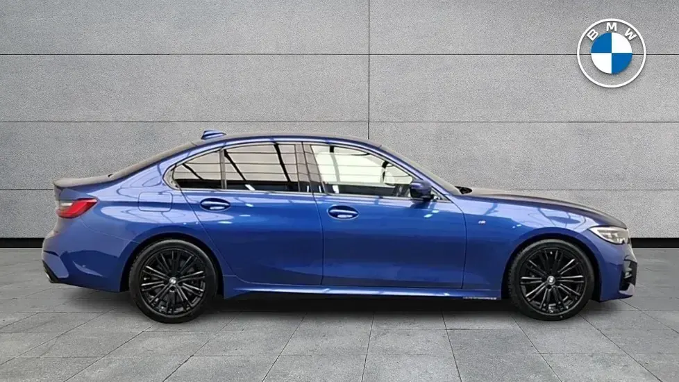 Used BMW 330 M Sport 258 HP (189 kW) 2019 Blue Sedan