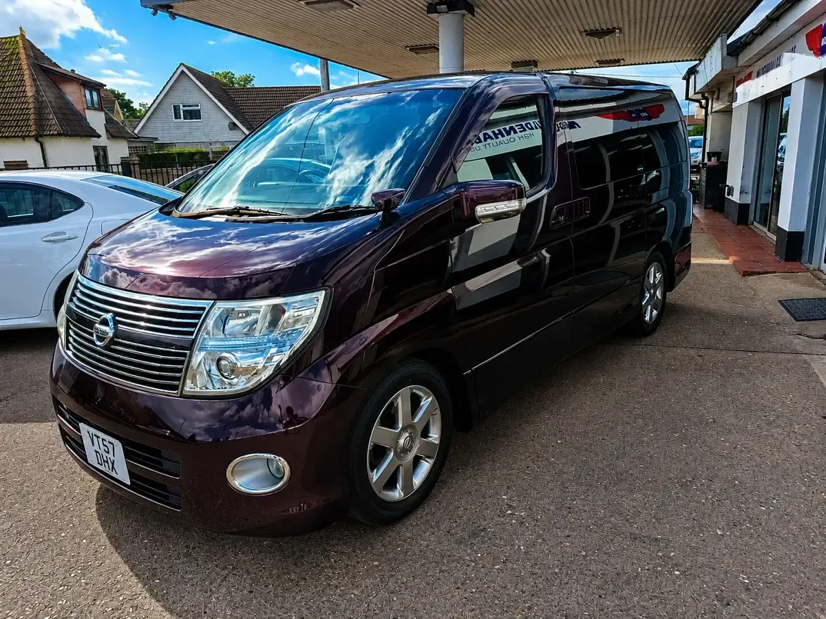 Used Nissan Elgrand 2023 Mauve/purple MPV
