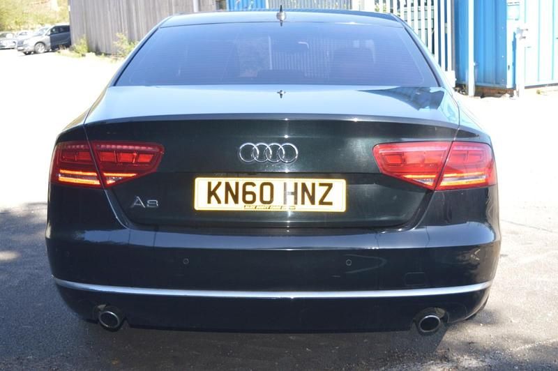 Usado Audi A8 Advanced 2010 Preto Sedan