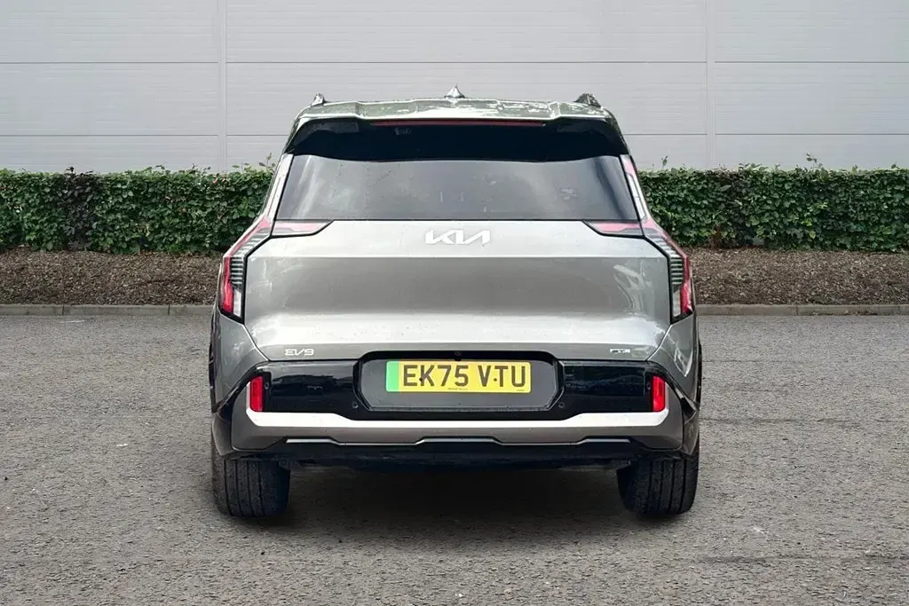 Used Kia EV9 GT-Line S 281 kW (383 HP) 2025 SUV