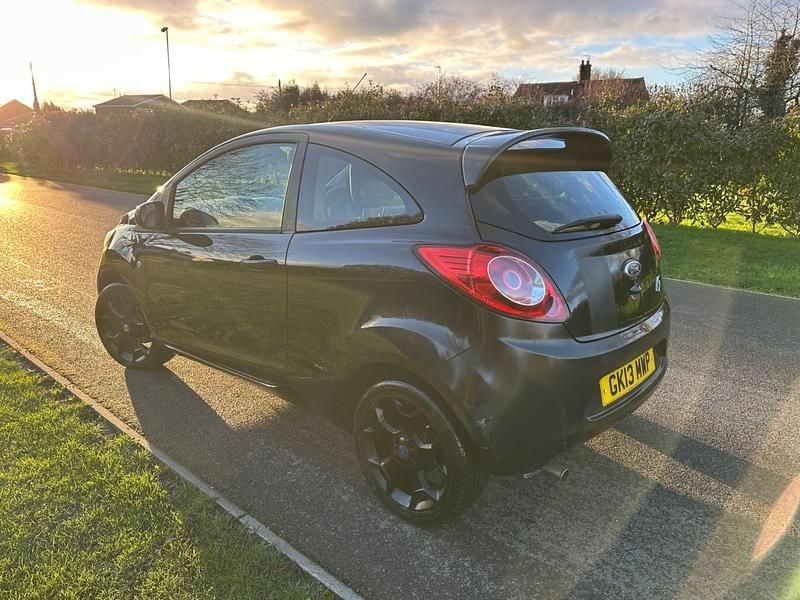 Used Ford Ka 69 HP (50 kW) 2013 Black Hatchback