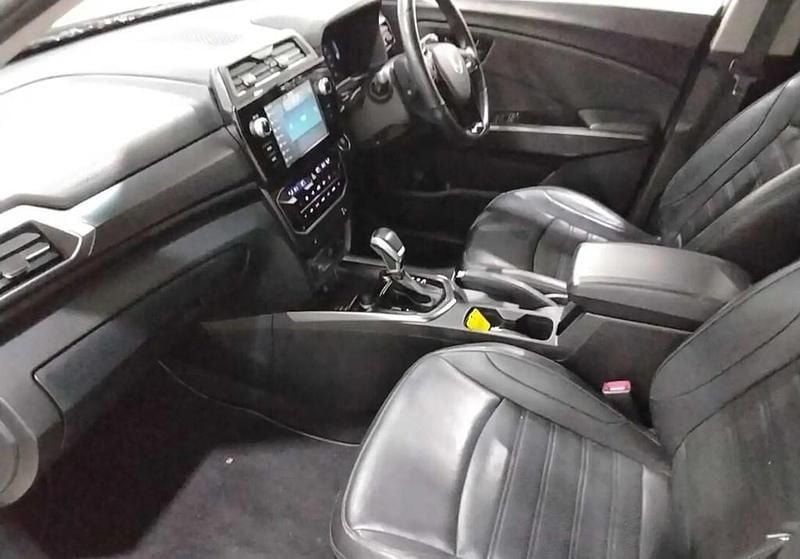 Used Ssangyong (KGM) Tivoli 163 HP (119 kW) 2023 White SUV