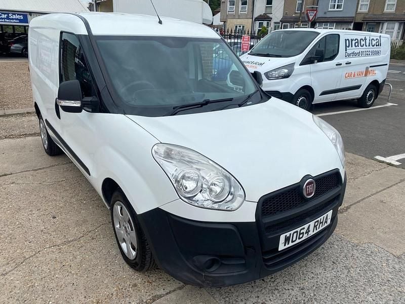 White Used 2015 Fiat Doblò MPV | £3,995 (Super price) - Image 1/4