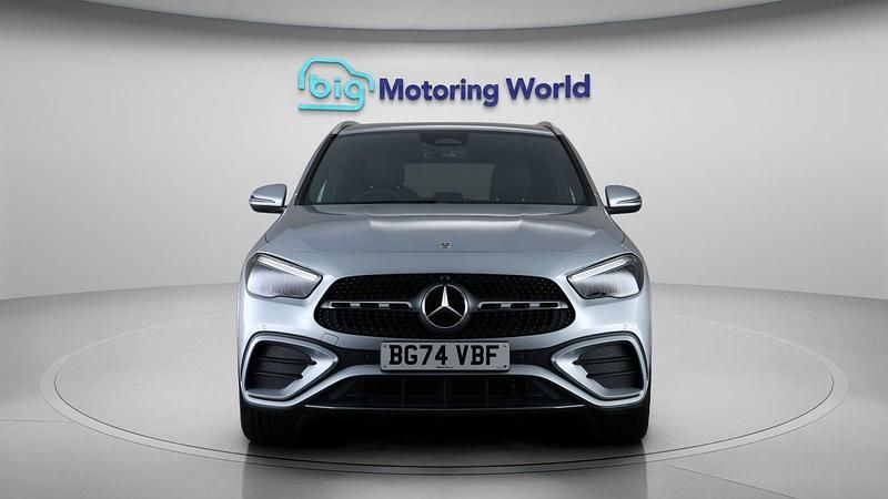Used Mercedes GLA200 AMG line 163 HP (119 kW) 2024 Silver SUV
