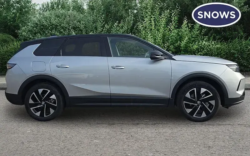 Used Vauxhall Grandland X Ultimate 145 HP (106 kW) 2025 Grey SUV