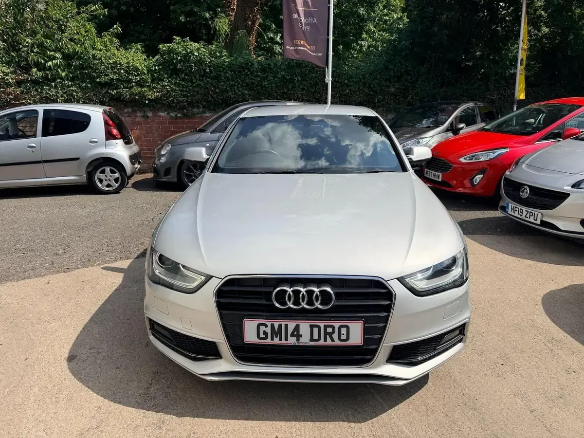 Used Audi A4 S-Line 150 HP (110 kW) 2014 Silver Sedan