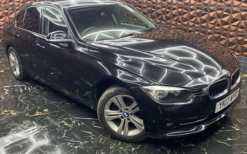 Used BMW 318 Sport Line 136 HP (100 kW) 2017 Black Sedan