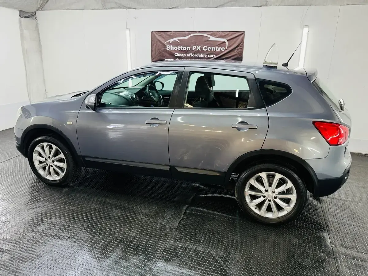 Used Nissan Qashqai Acenta 114 HP (83 kW) 2008 Grey SUV