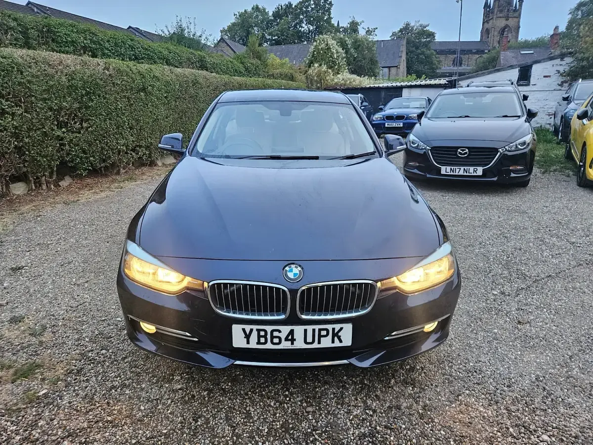Used BMW 320 Luxury Line 184 HP (135 kW) 2014 Imperial blue metallic Sedan