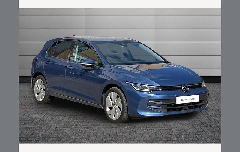 Anemone blue Used 2024 VW Golf VIII Match Hatchback | £21,290 (Fair price) - Image 1/4